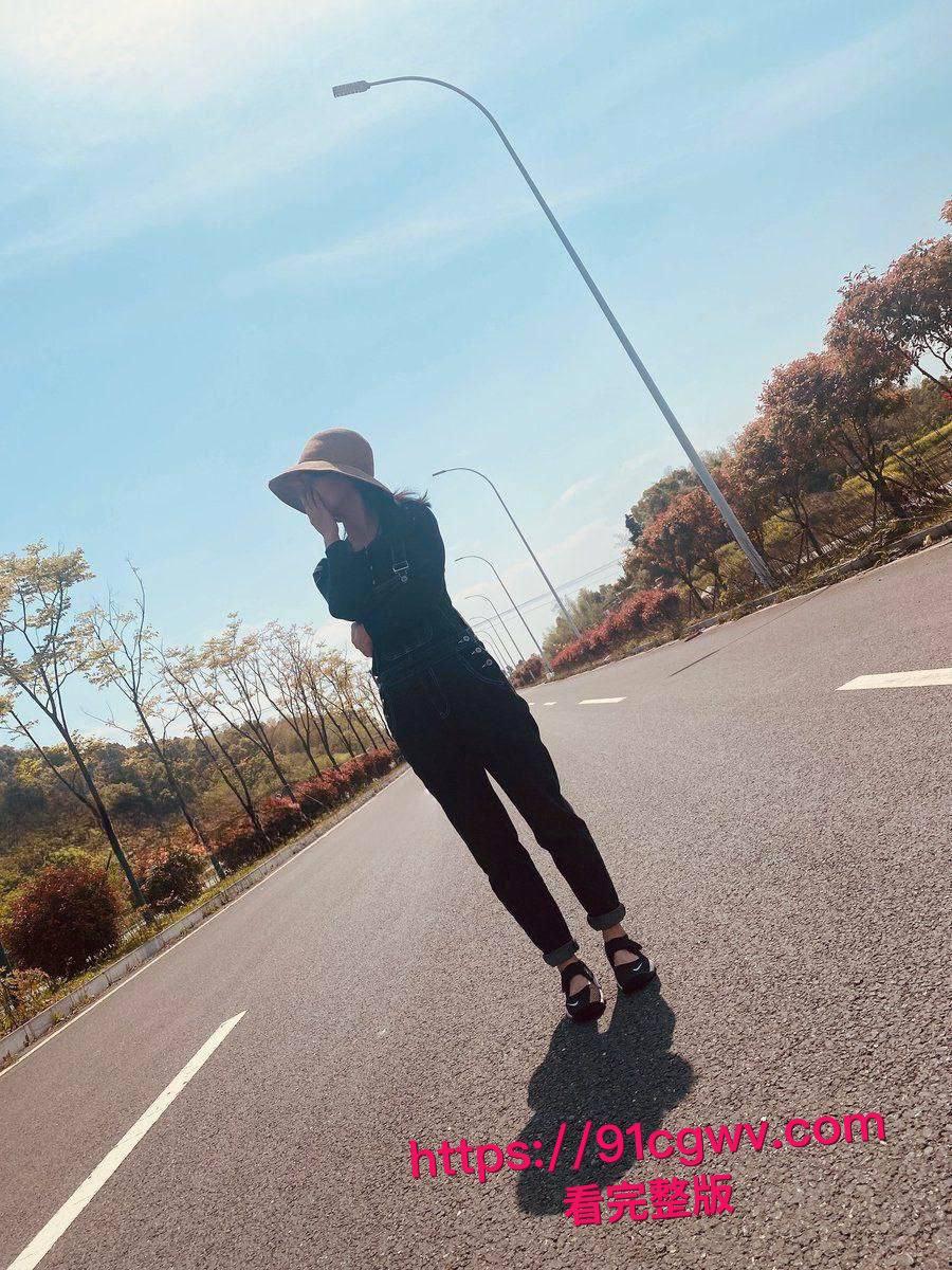 人妻猎人卷土重来！90后文艺小少妇沦陷大鸡巴陷阱，嫩逼被无套猛插浪叫连连，私拍片段泄露让人肾亏-8