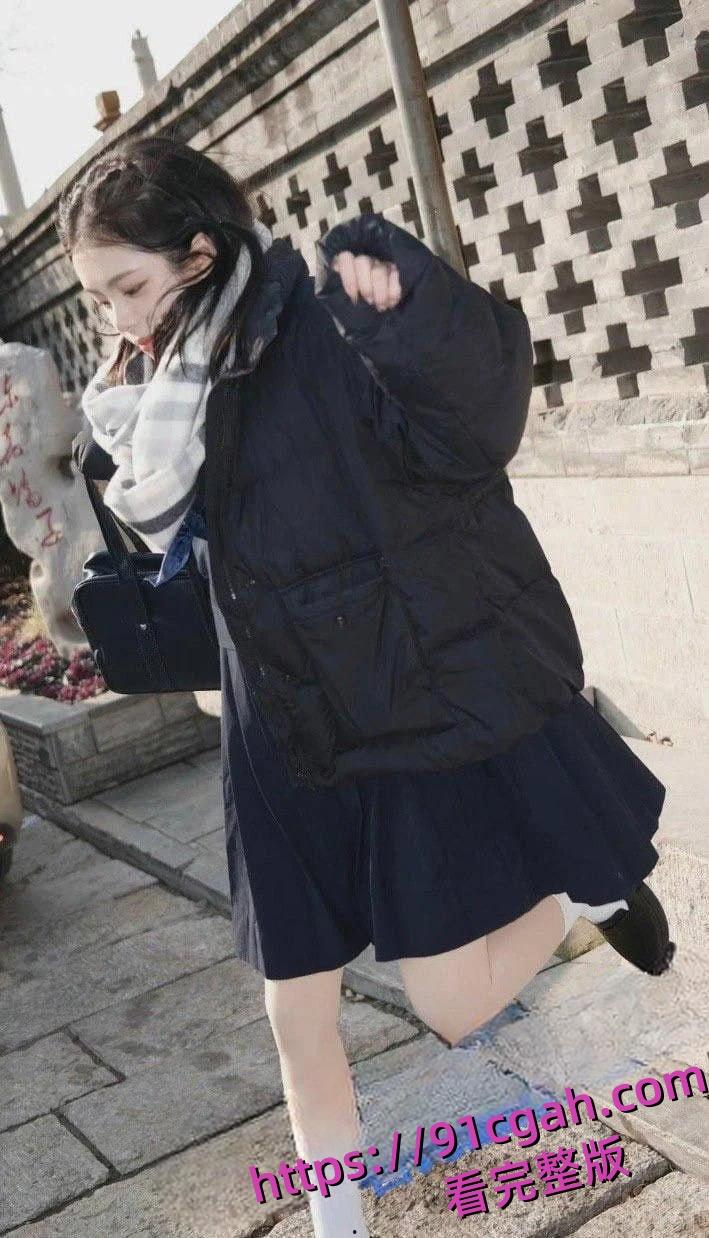 湖北宜昌枝江职高3P大瓜 学生妹被同学轮流爆操 中途被家人电话打断-4